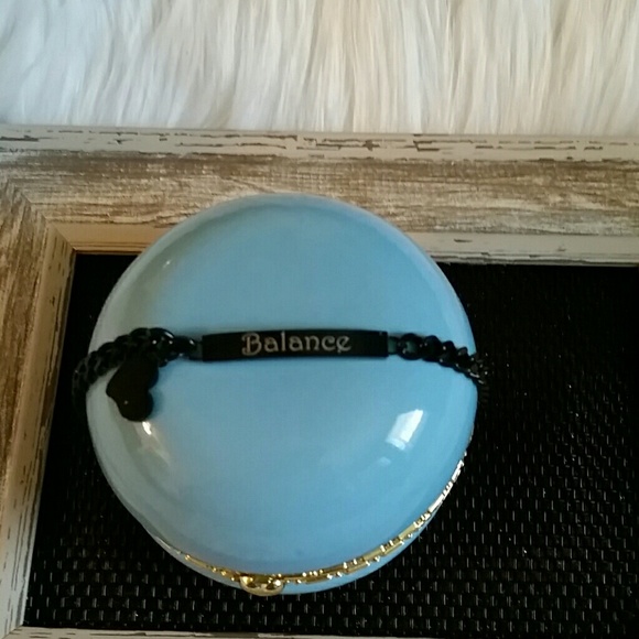 Jewelry - Jewelry Jewelry - Jewelry